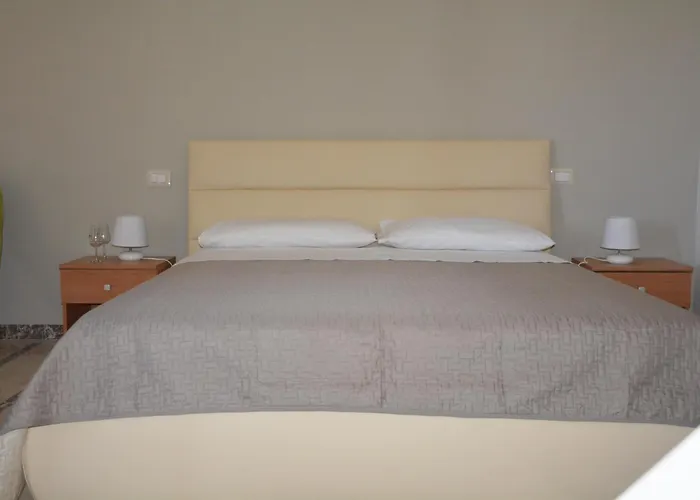 Pachino - Casa Nanu - Un Bilocale 75Mq E Un Monolocale 40Mq